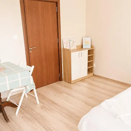 Stylish New Apartment, Location * ヴァルナ