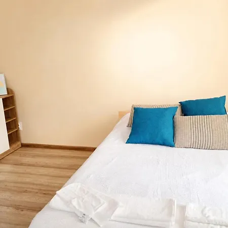 Stylish New Apartment, Location アパート ヴァルナ