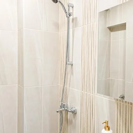 アパート Stylish New Apartment, Location *